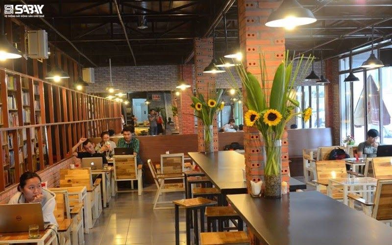 1. Hub Book Coffee - quán cafe tại Tân Bình cho dân văn phòng