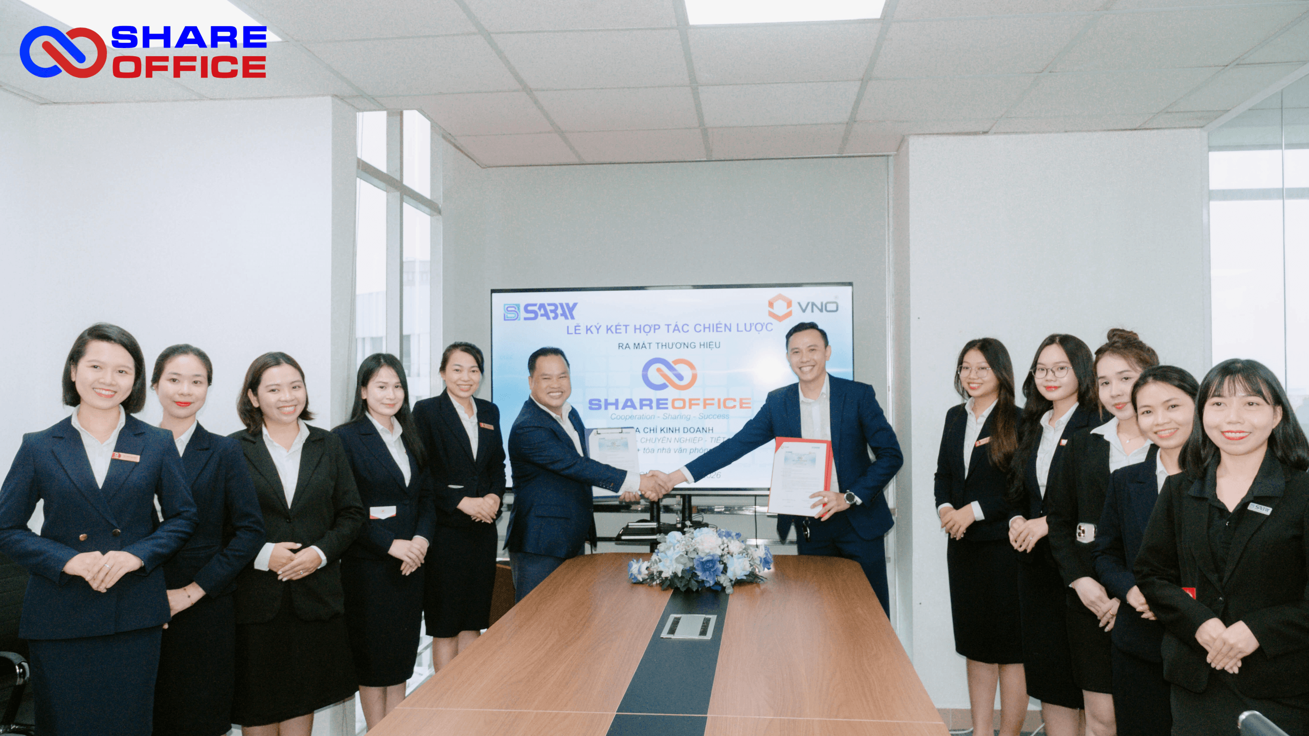 VNO & SABAY KÝ KẾT HỢP TÁC CHIẾN LƯỢC - CHÍNH THỨC THÀNH LẬP SHAREOFFICE, NÂNG CHUẨN THỊ TRƯỜNG VĂN PHÒNG ẢO TẠI TP.HCM 3 Đội ngũ chuyên viên nòng cốt của Sabay & VNO