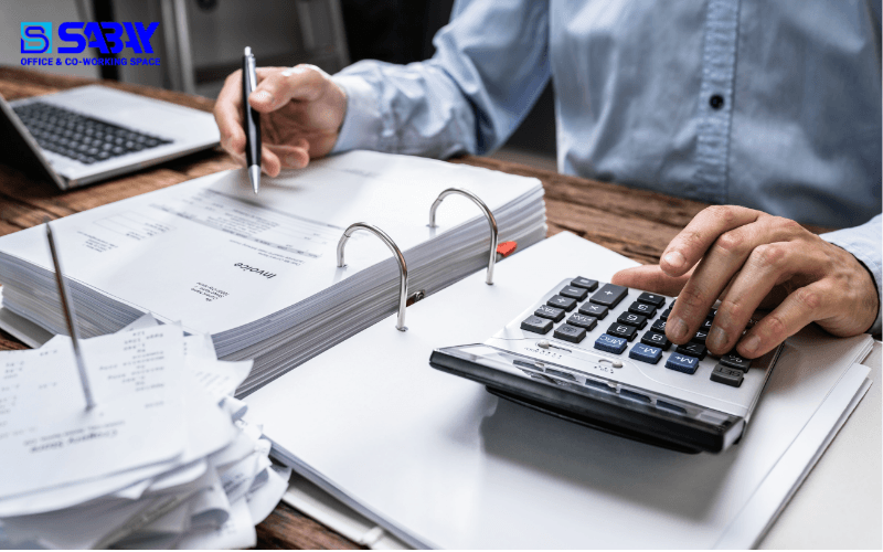 Các khoản bảo hiểm bắt buộc trừ vào lương hằng tháng